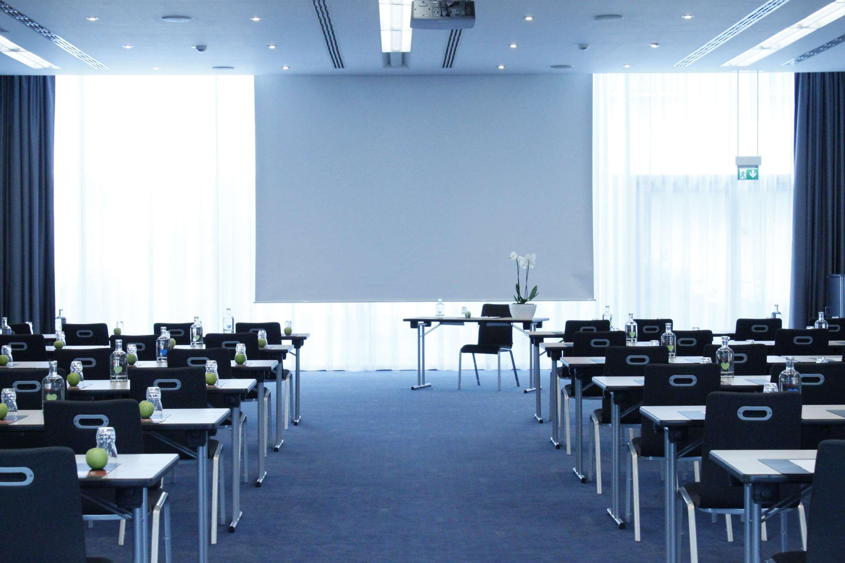Intercityhotel Frankfurt Airport Frankfurt am Main Eksteriør billede