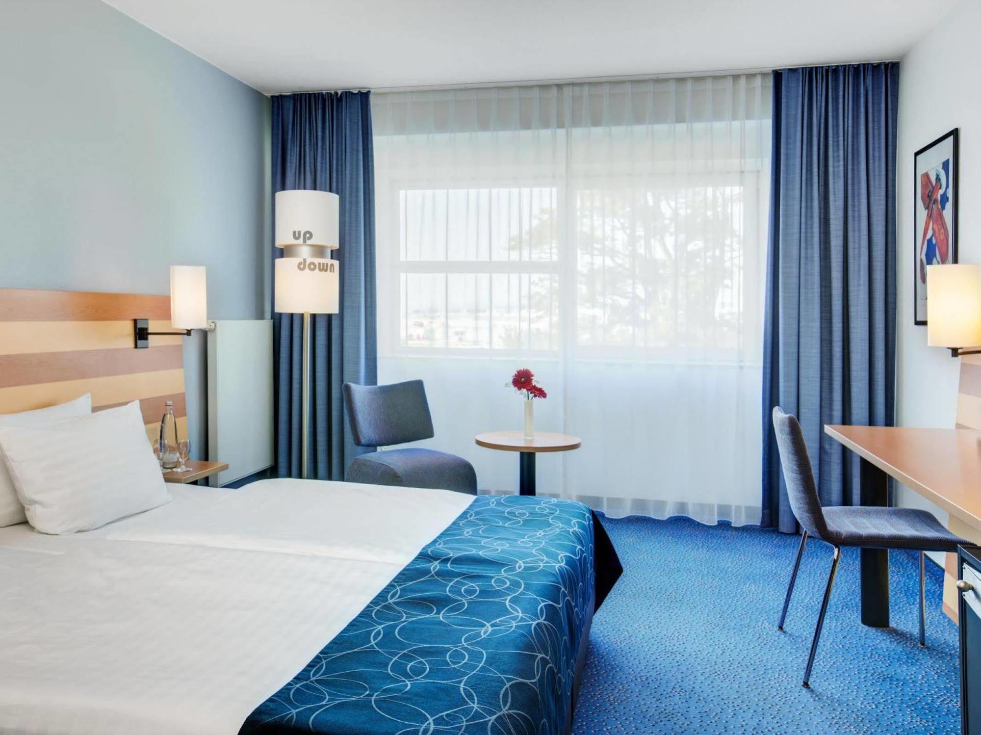 Intercityhotel Frankfurt Airport Frankfurt am Main Eksteriør billede